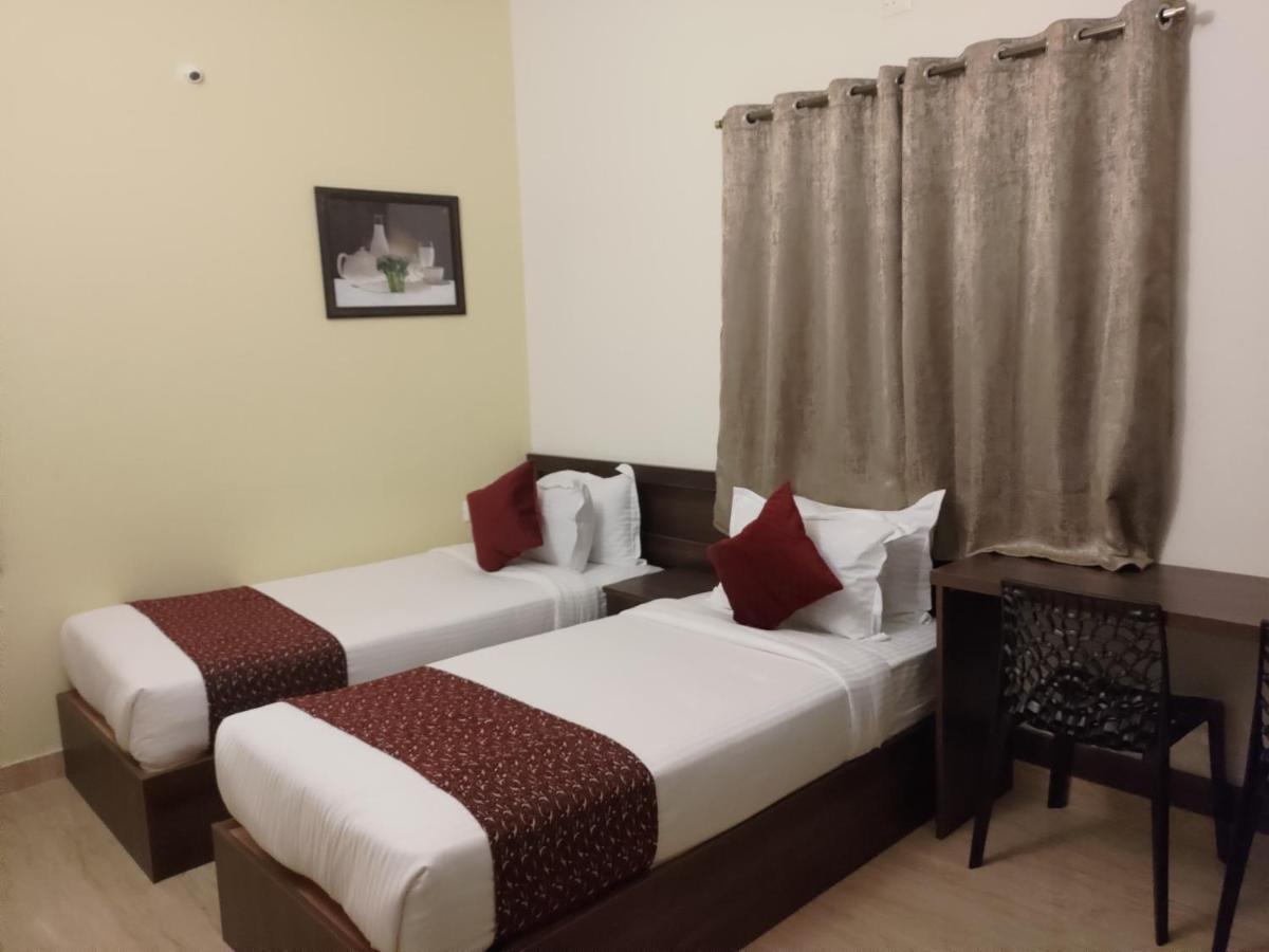 Hotel Bangalore Airport Inn Devanahalli Bagian luar foto
