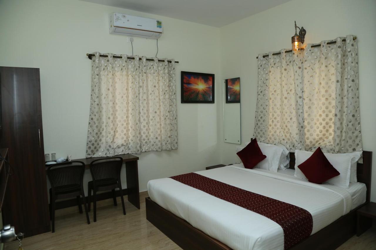 Hotel Bangalore Airport Inn Devanahalli Bagian luar foto